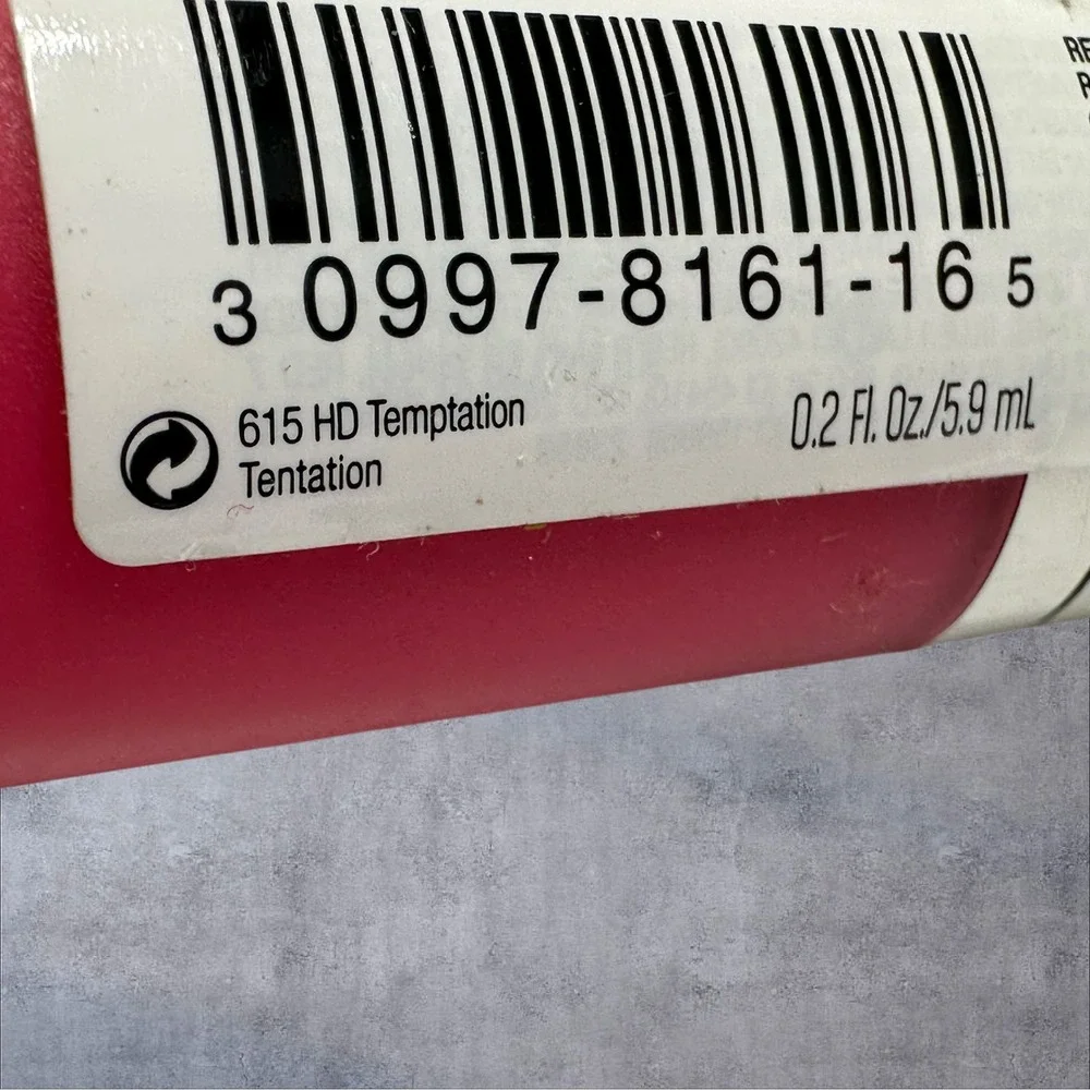 Revlon Ultra HD Matte Lipcolor Women 0.2oz 615 HD Temptation Pink Red New‎